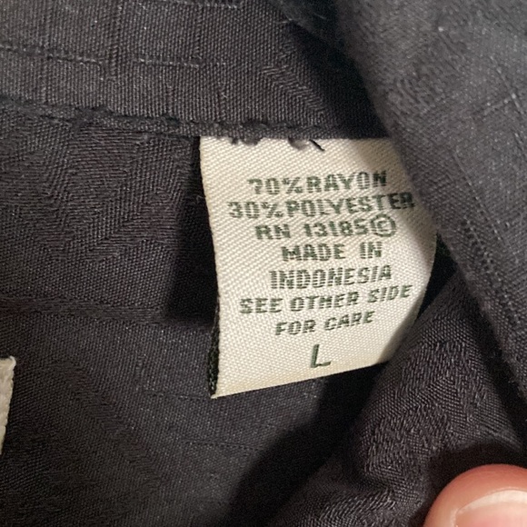 Batik Bay Button Up Hawaiian Camp Shirt L Black Tribal Palm Leaves Chest Pocket - Picture 7 of 13